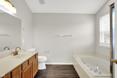 5761 Cantigny Way S Carmel IN 46033