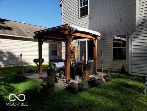 10267 Blue Sky Drive Avon IN 46123