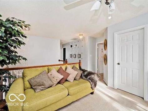 10267 Blue Sky Drive Avon IN 46123
