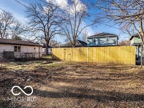 849 N Oakland Avenue Indianapolis IN 46201