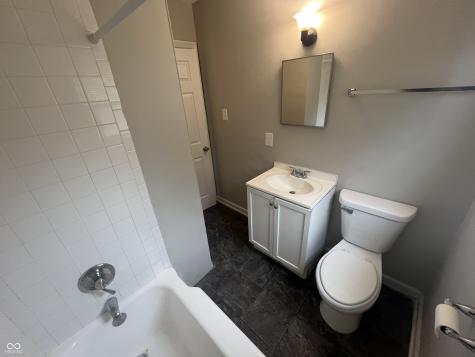 5322 E 19th Place Indianapolis IN 46218