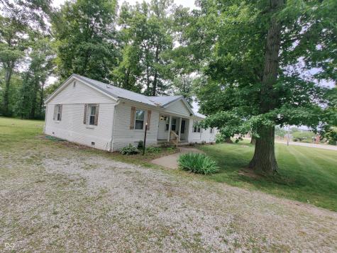 9 E Rafferty Road E Shelbyville IN 46176