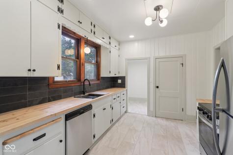 615 N Grant Avenue Indianapolis IN 46201