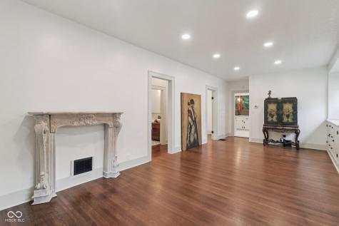 615 N Grant Avenue Indianapolis IN 46201