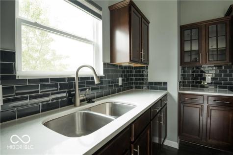 15665 Eastpark Drive Noblesville IN 46060
