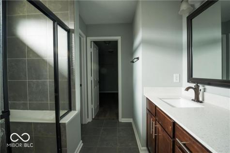 15665 Eastpark Drive Noblesville IN 46060