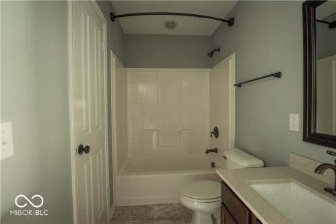 15665 Eastpark Drive Noblesville IN 46060