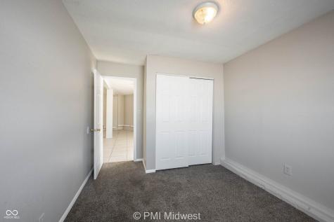 4881 S 300 W New Palestine IN 46163