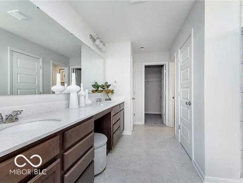 4894 Oak Hl Drive Lebanon IN 46052
