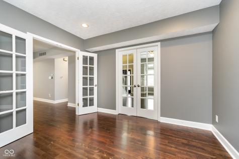 13738 Roswell Drive Carmel IN 46032
