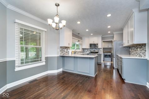 13738 Roswell Drive Carmel IN 46032