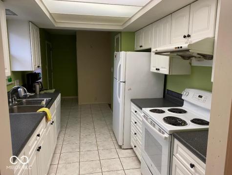 8065 Hoover Lane Indianapolis IN 46260