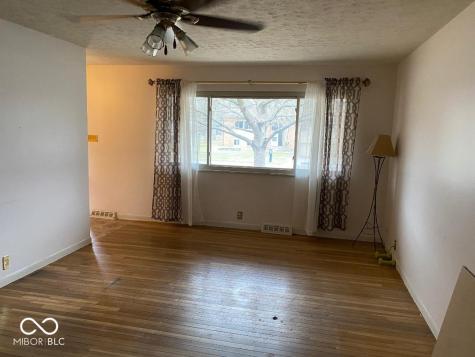 8065 Hoover Lane Indianapolis IN 46260