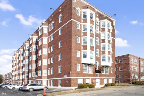 230 E 9th Street E Indianapolis IN 46204