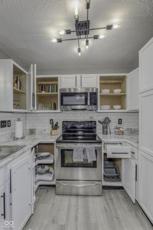 8126 Xenia Drive Indianapolis IN 46227