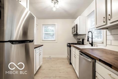 3332 Wallace Avenue Indianapolis IN 46218
