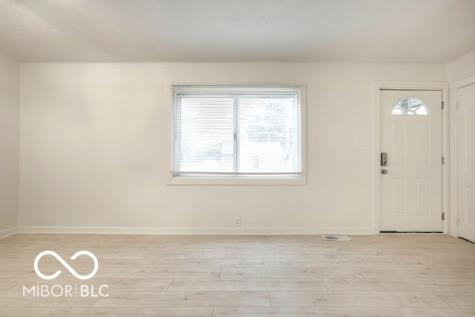 3332 Wallace Avenue Indianapolis IN 46218