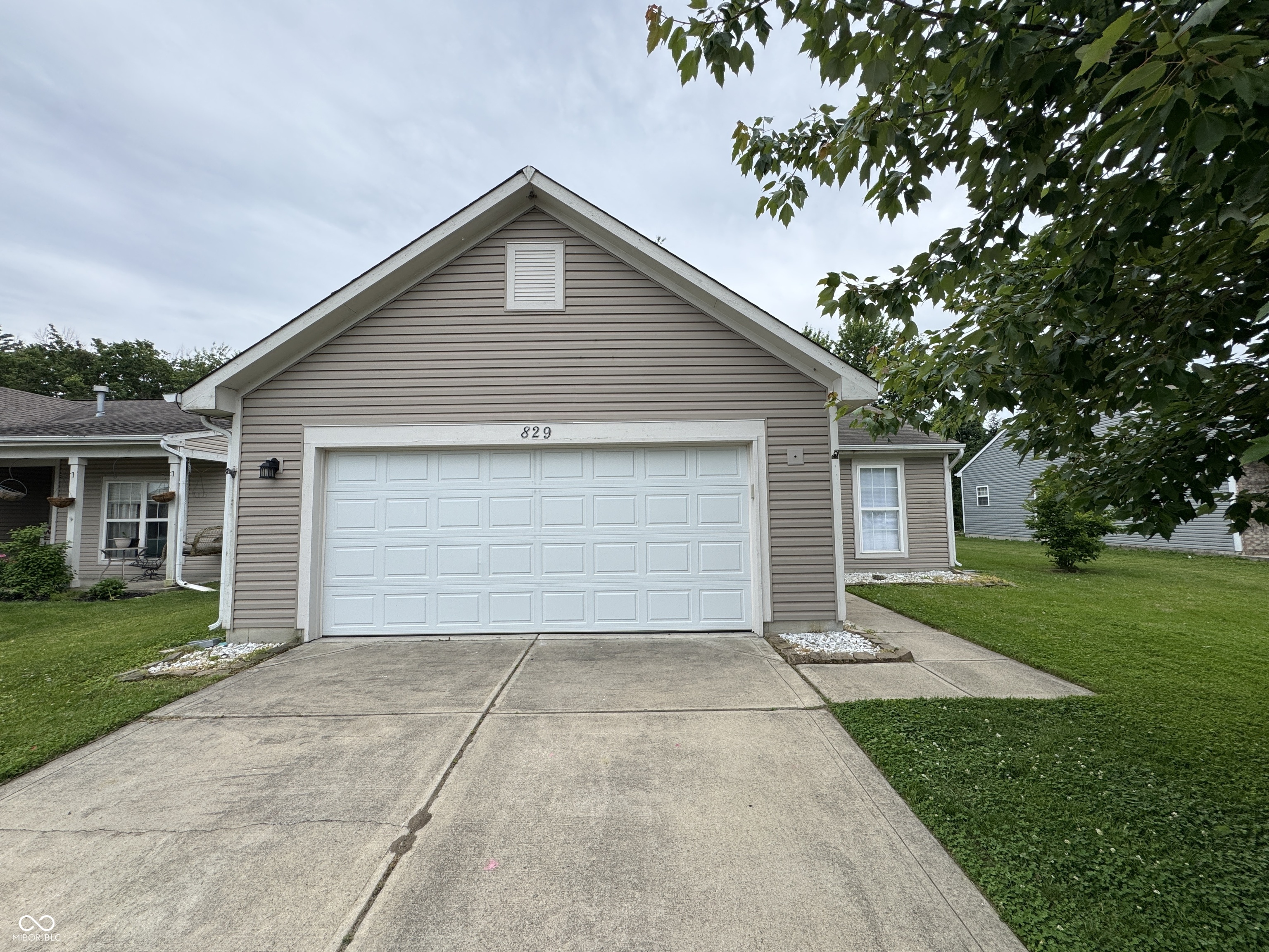 829 Jack Pine Drive Whiteland IN 46184