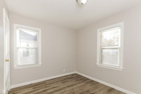 4725 E 16th Street Indianapolis IN 46201