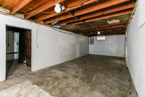 4725 E 16th Street Indianapolis IN 46201