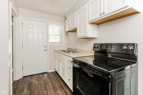4725 E 16th Street Indianapolis IN 46201