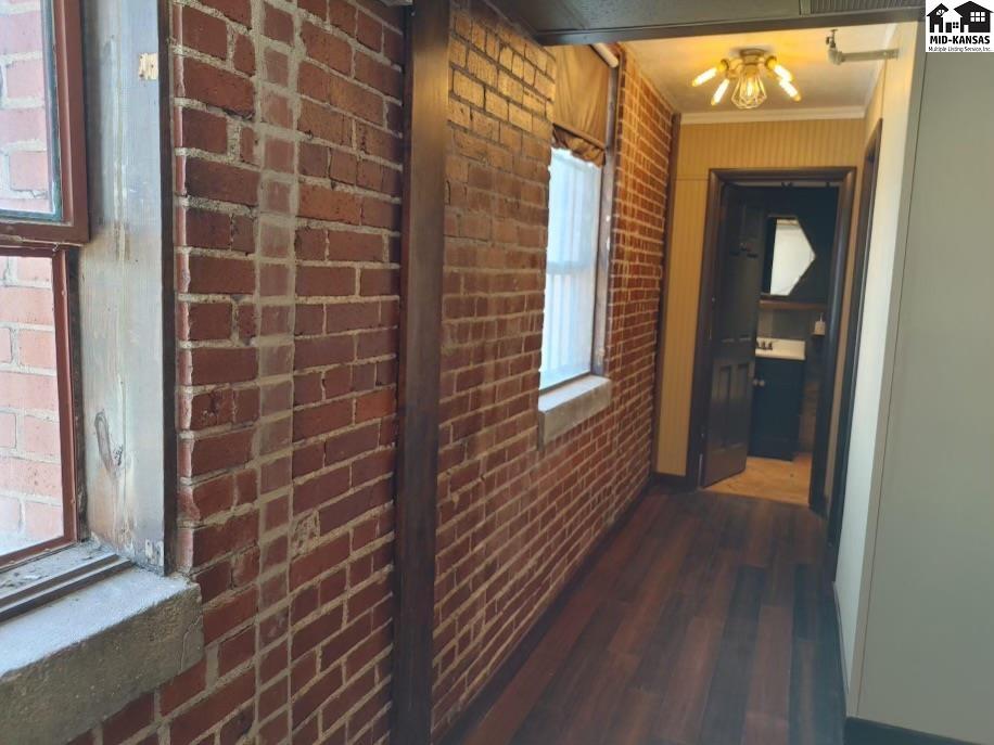 14 N Main Street Hutchinson KS 67501