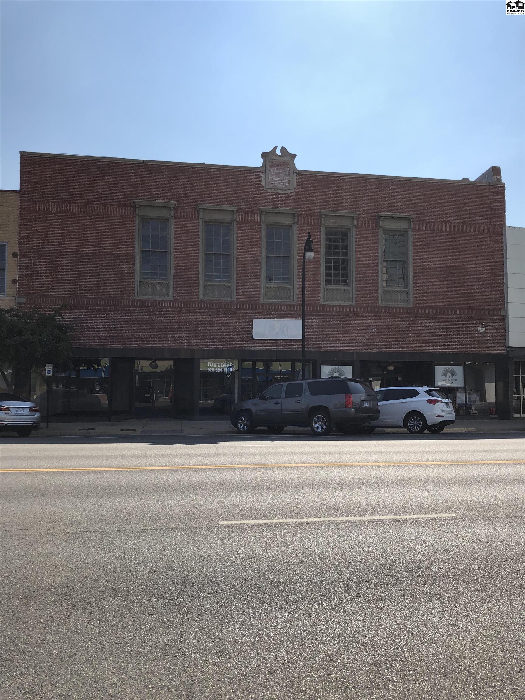 14 N Main Street Hutchinson KS 67501