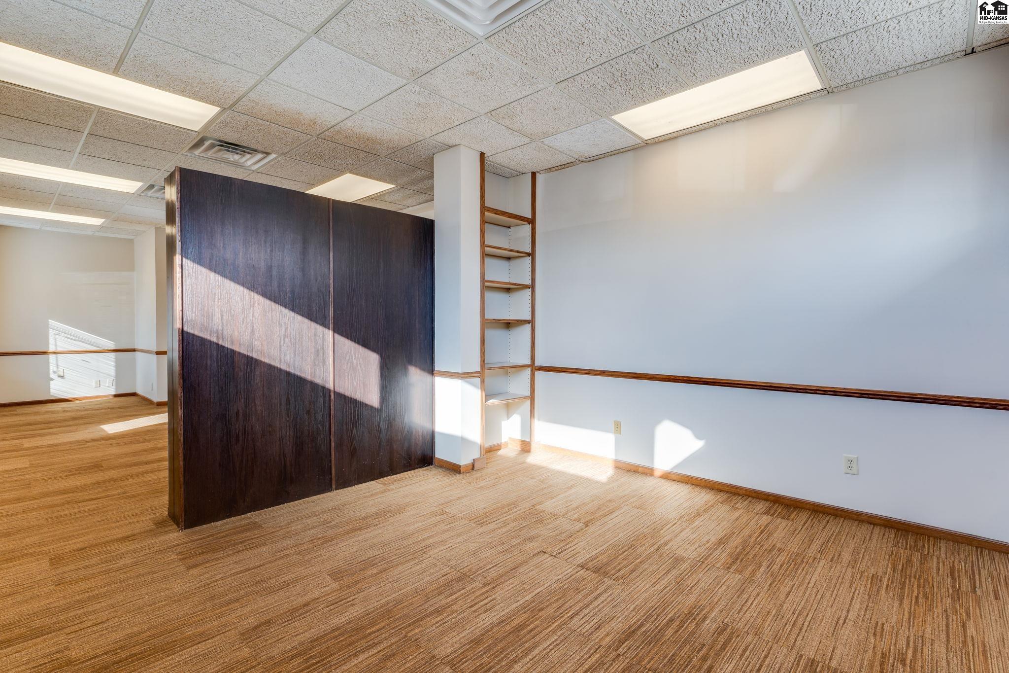 129 W 2nd Avenue Hutchinson KS 67501