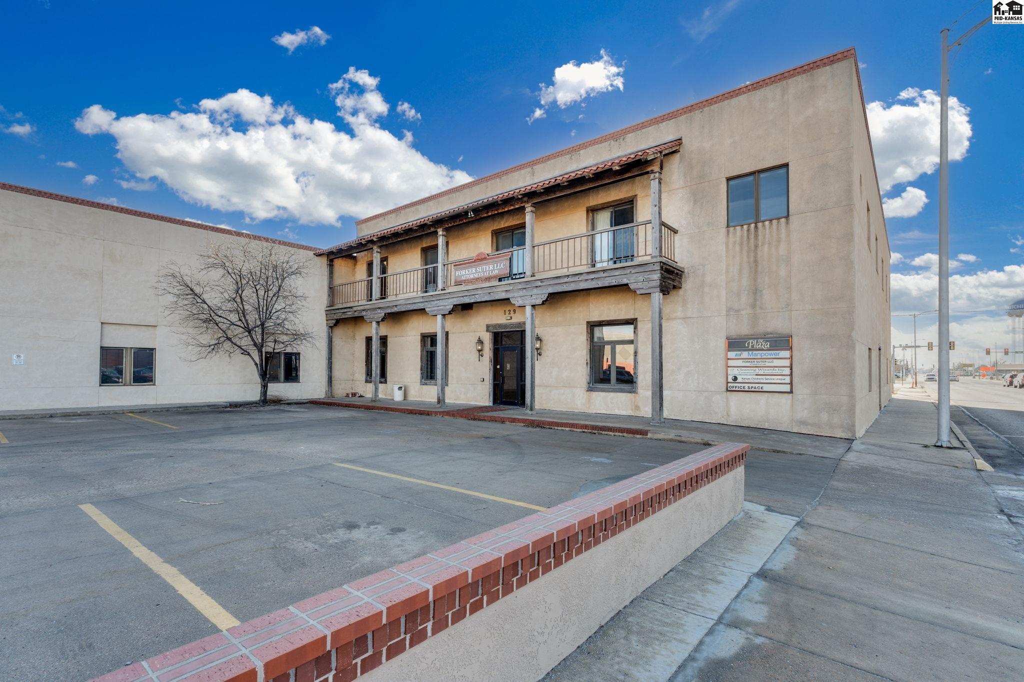 129 W 2nd Avenue Hutchinson KS 67501
