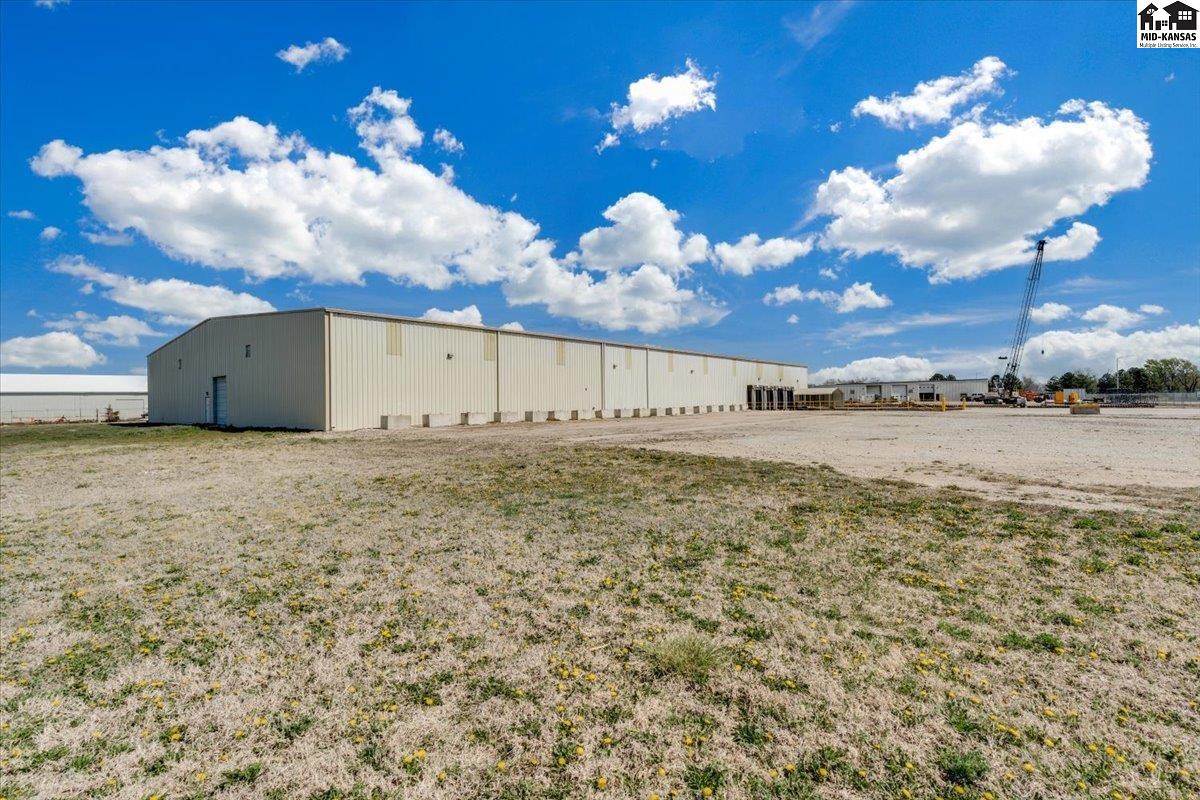 901 Corey Road Hutchinson KS 67501