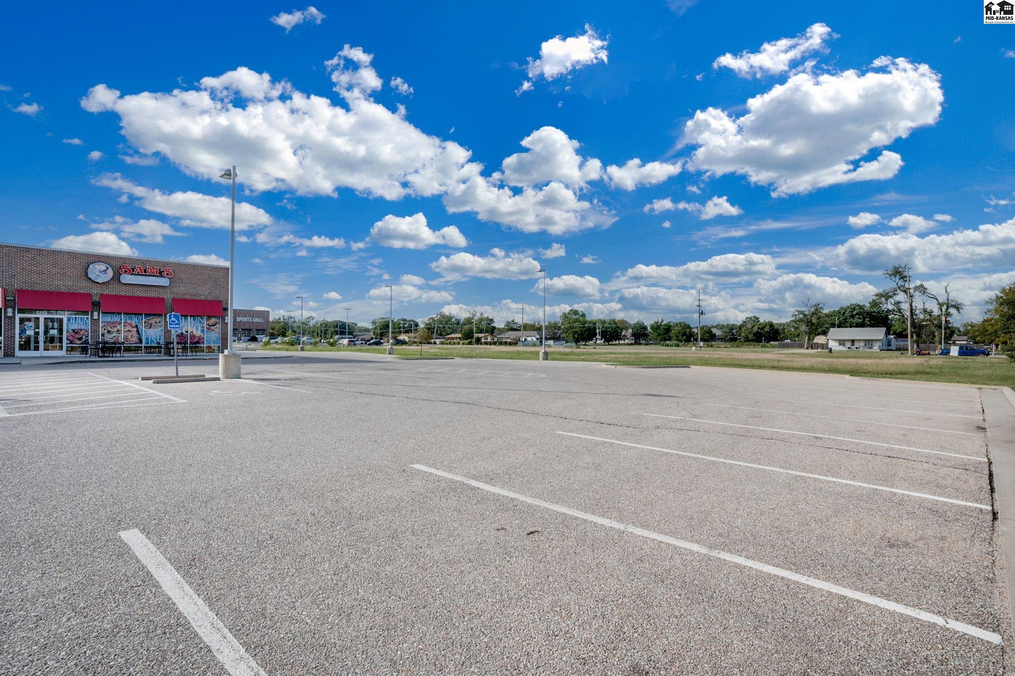 2322 N Lorraine Street Hutchinson KS 67502