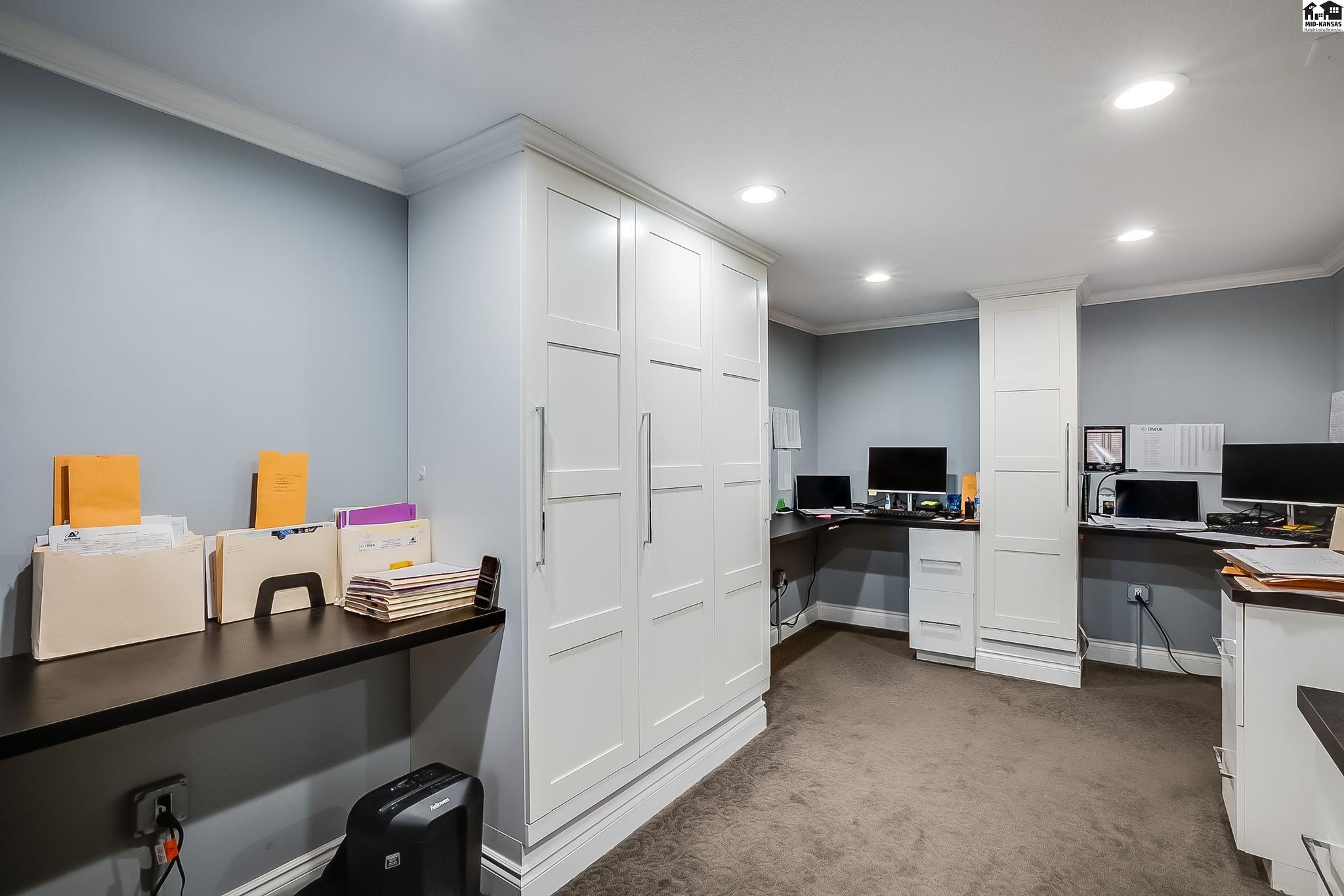 2300 N Lorraine Street Hutchinson KS 67502