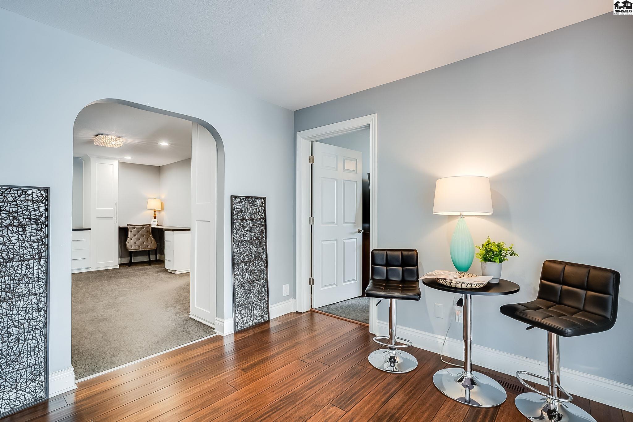 2300 N Lorraine Street Hutchinson KS 67502