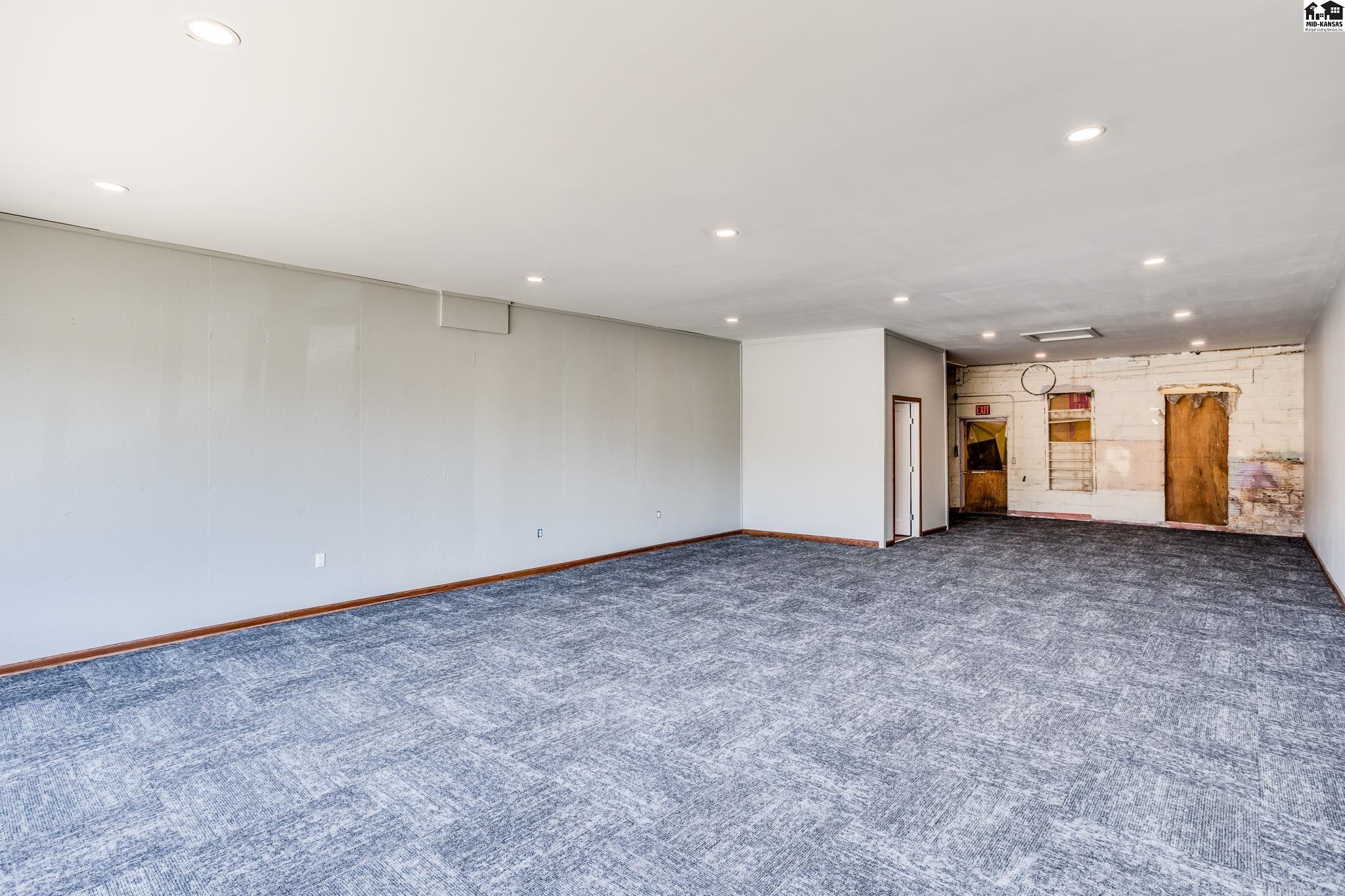 1224 N Main Street Hutchinson KS 67501