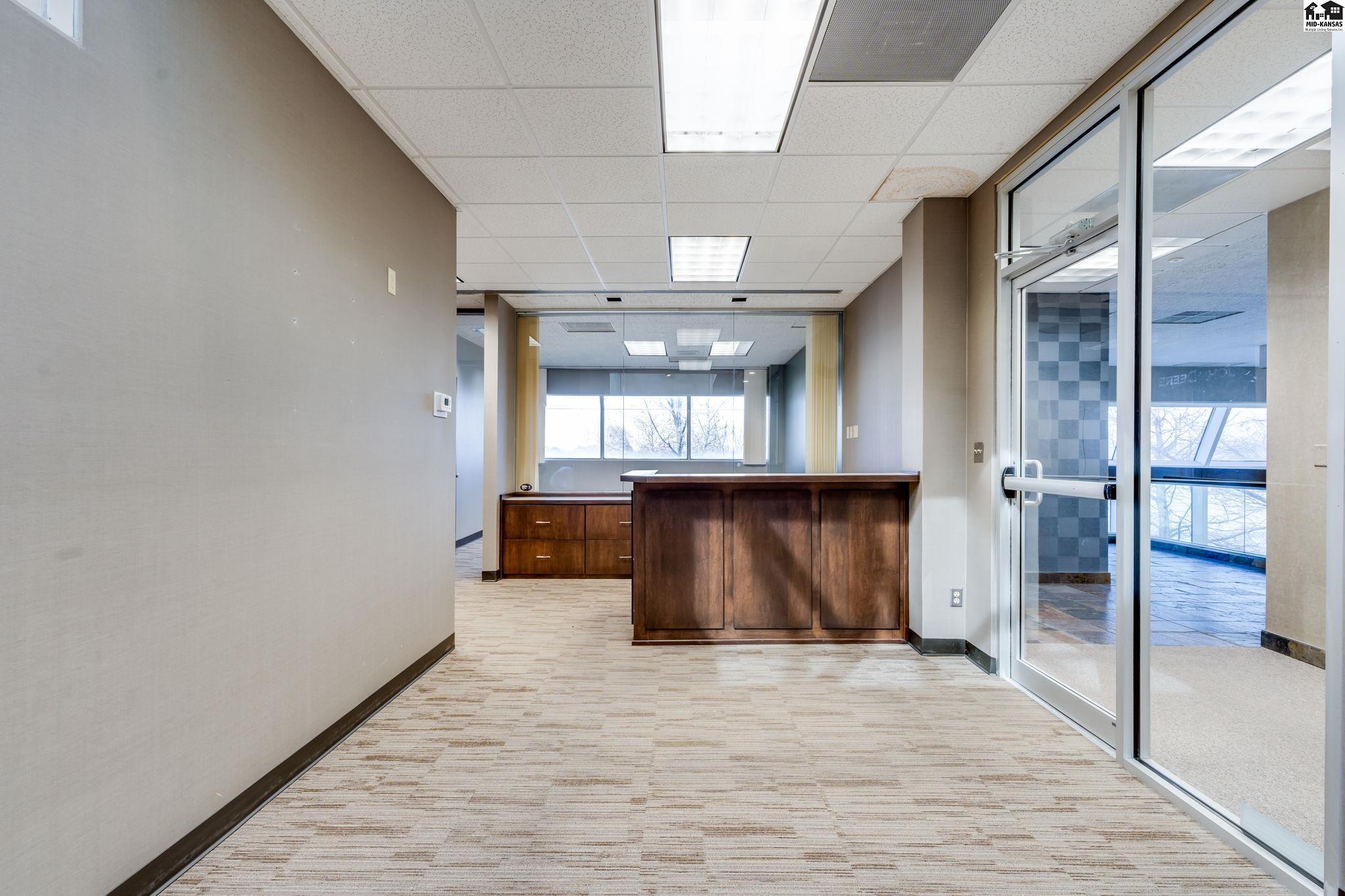 811 E 30 Avenue Hutchinson KS 67502