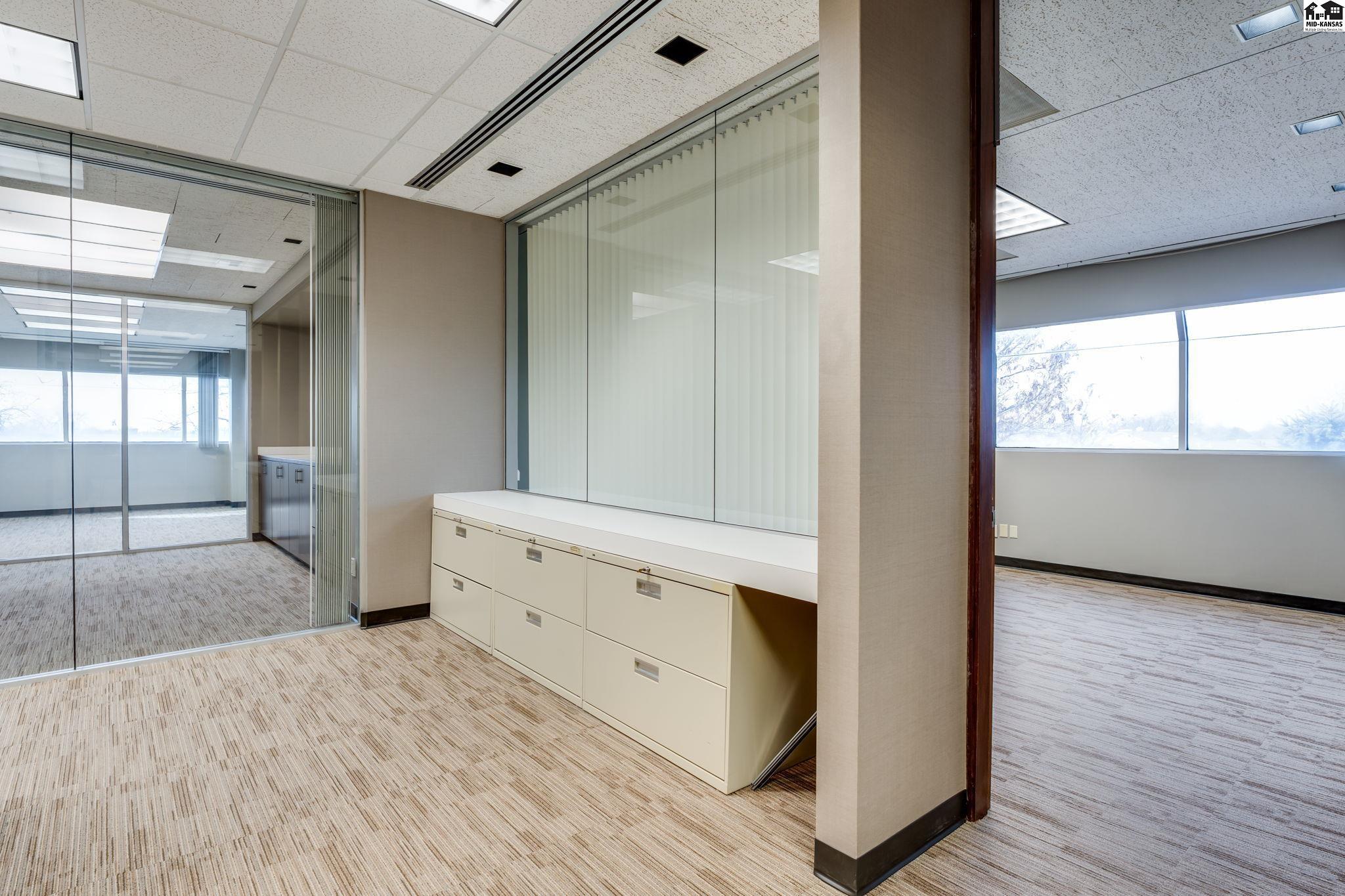 811 E 30 Avenue Hutchinson KS 67502