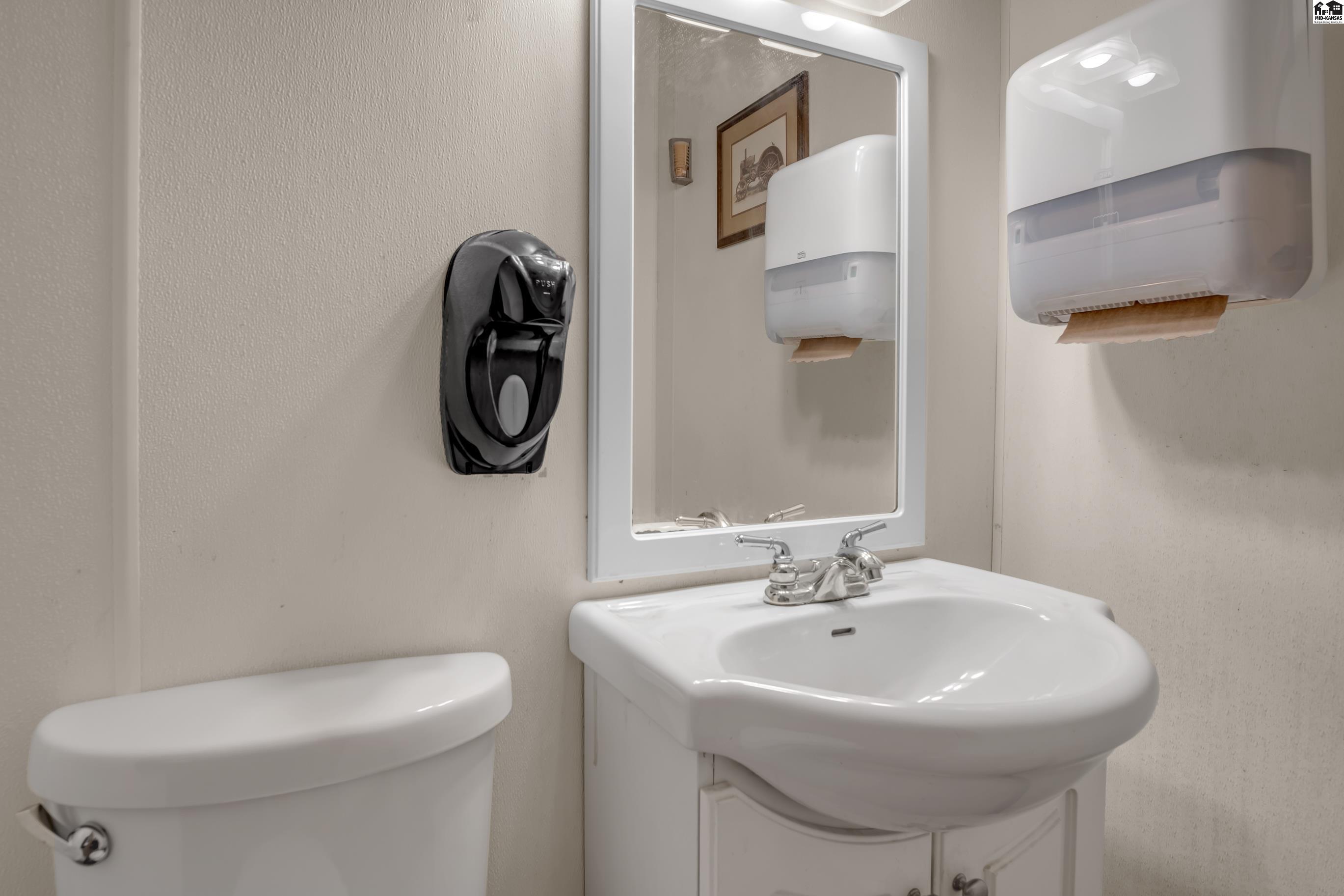 6803 W Highway K61 Hutchinson KS 67501