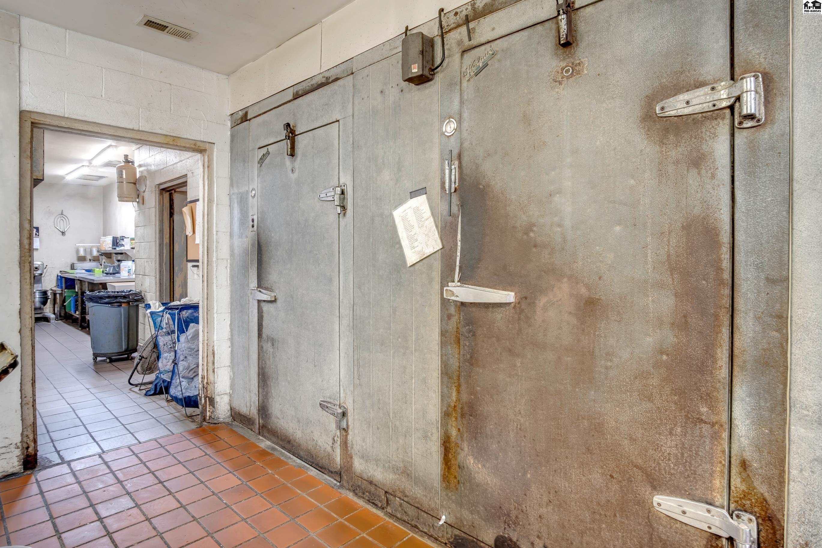 6803 W Highway K61 Hutchinson KS 67501