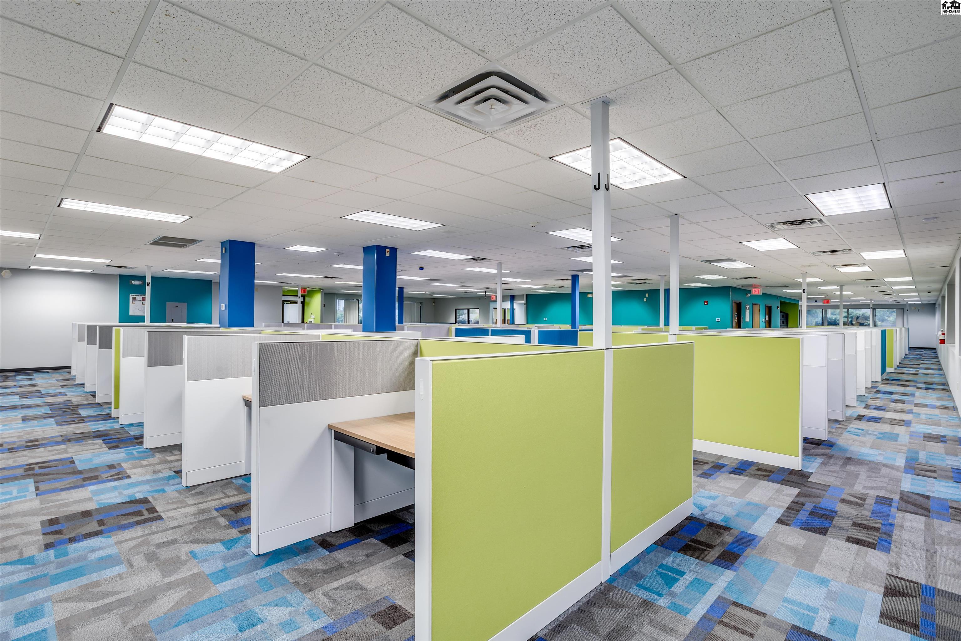 500 W 1st Avenue Hutchinson KS 67501