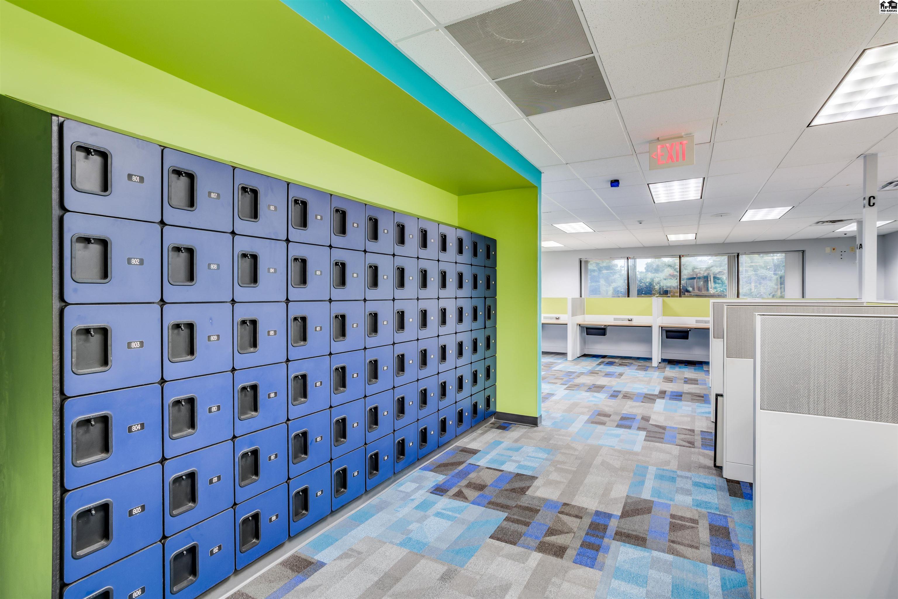 500 W 1st Avenue Hutchinson KS 67501