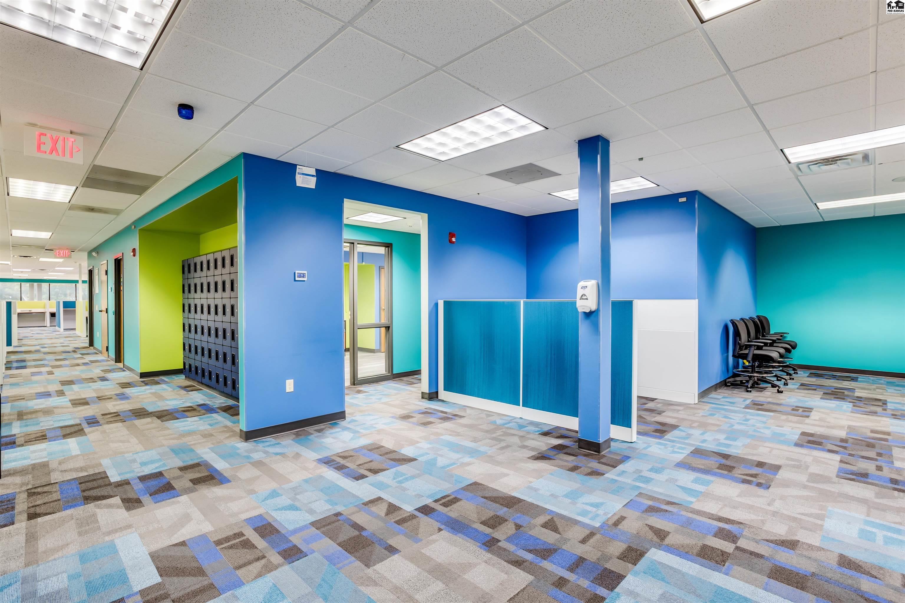 500 W 1st Avenue Hutchinson KS 67501