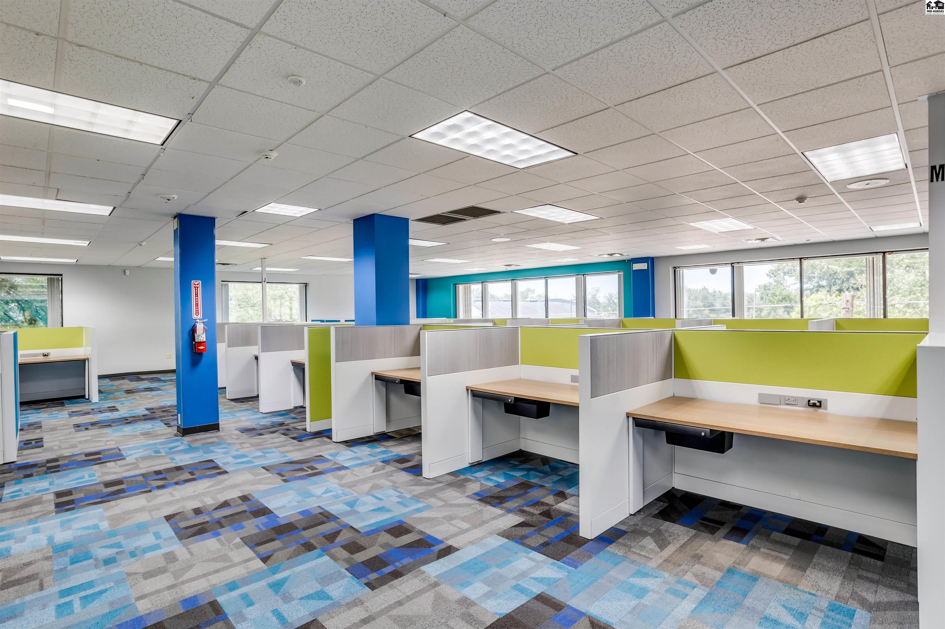 500 W 1st Avenue Hutchinson KS 67501