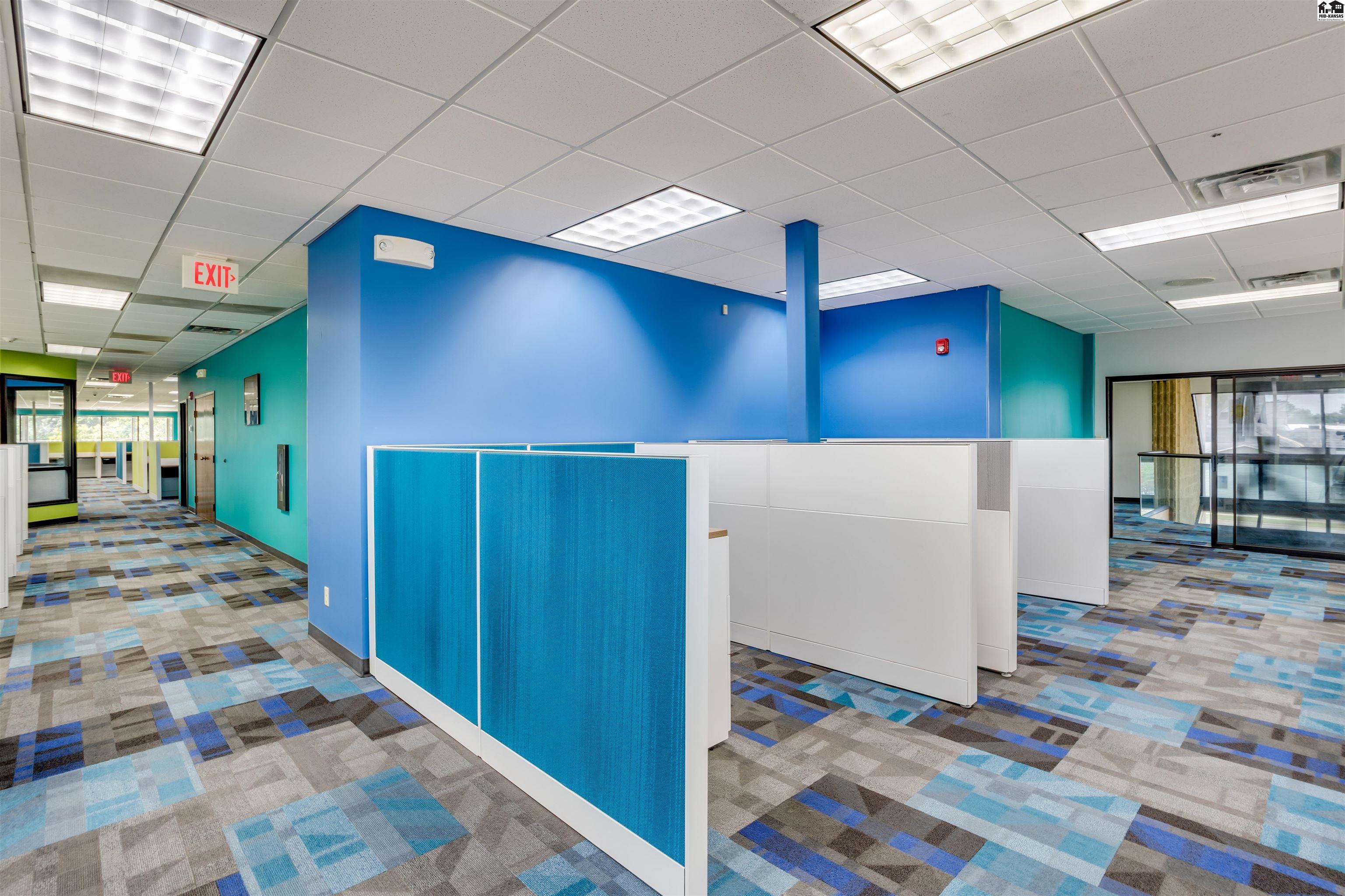 500 W 1st Avenue Hutchinson KS 67501