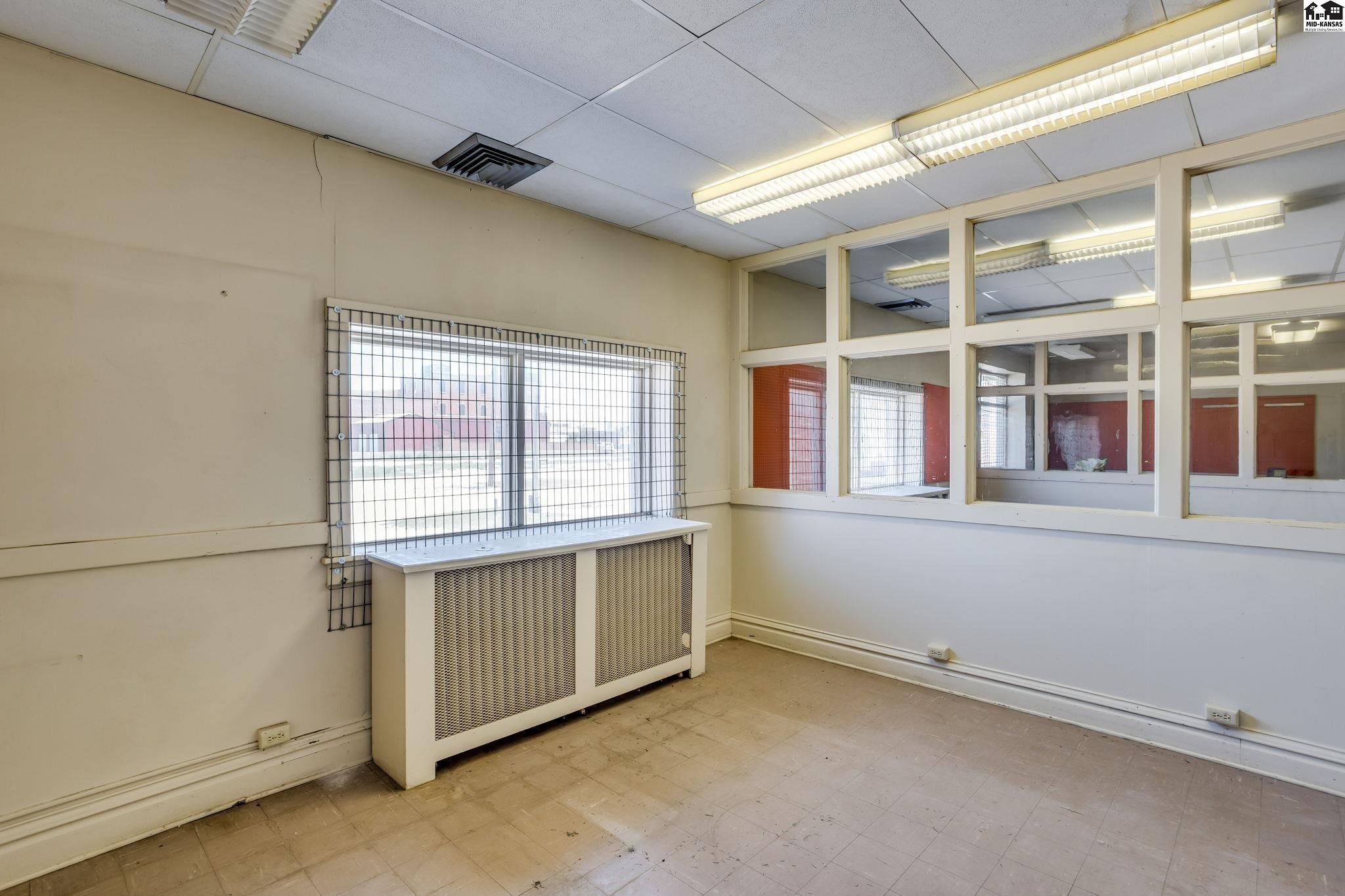 320 S Washington Street Hutchinson KS 67501