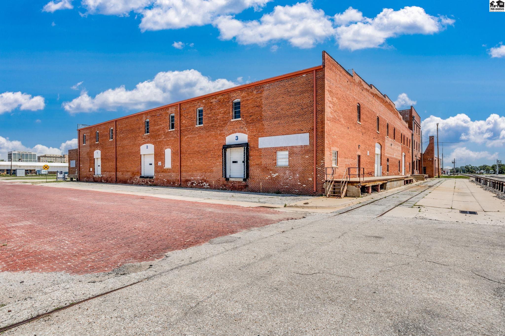 320 S Washington Street Hutchinson KS 67501