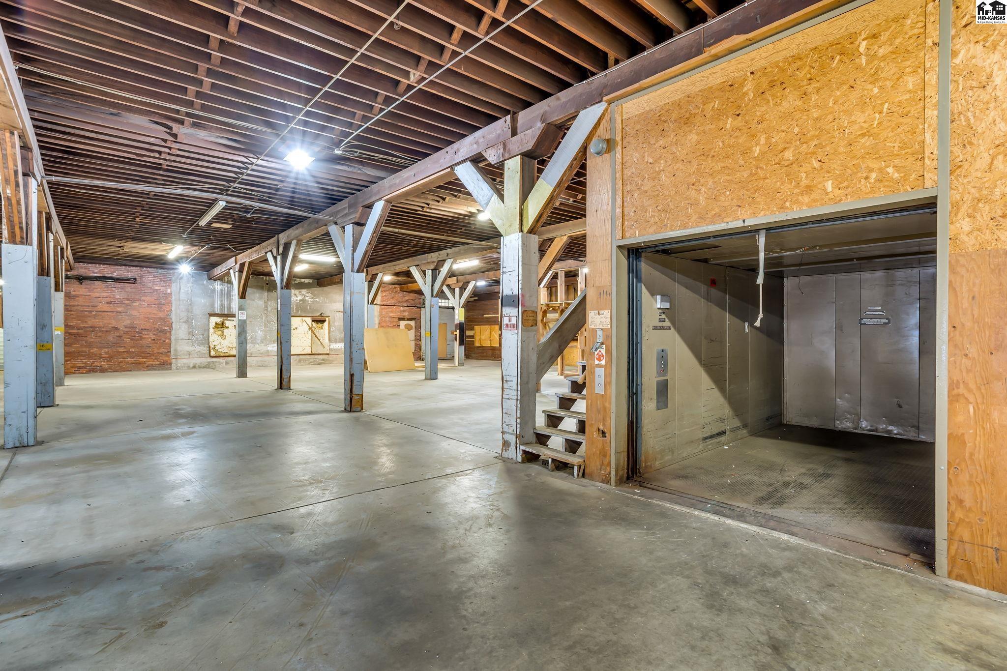 320 S Washington Street Hutchinson KS 67501