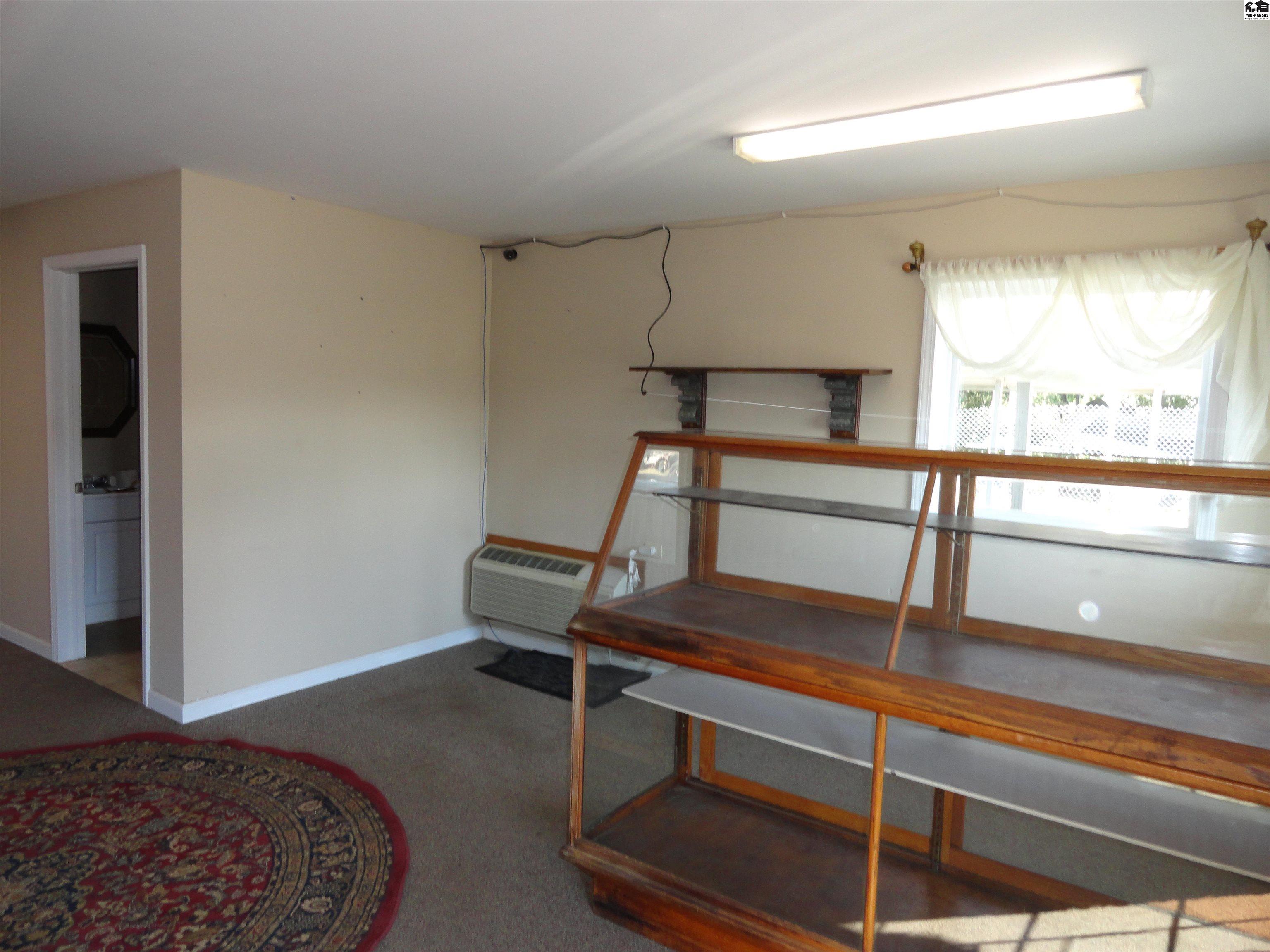 429 N Highway 81 Bypass Mcpherson KS 67460