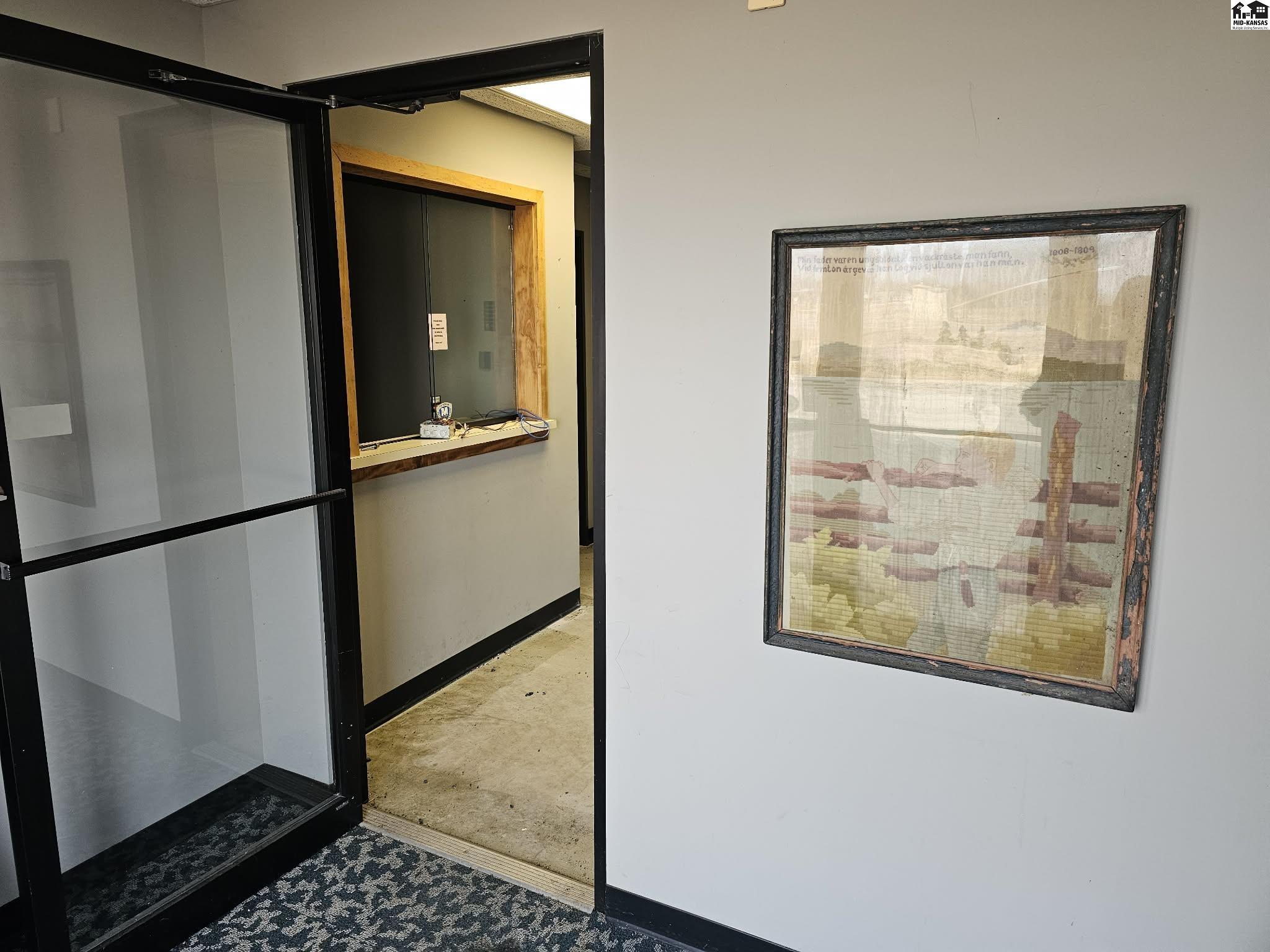 2611 E 17th Avenue Hutchinson KS 67501