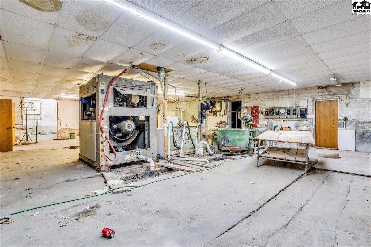 214 S Main Street Mcpherson KS 67460