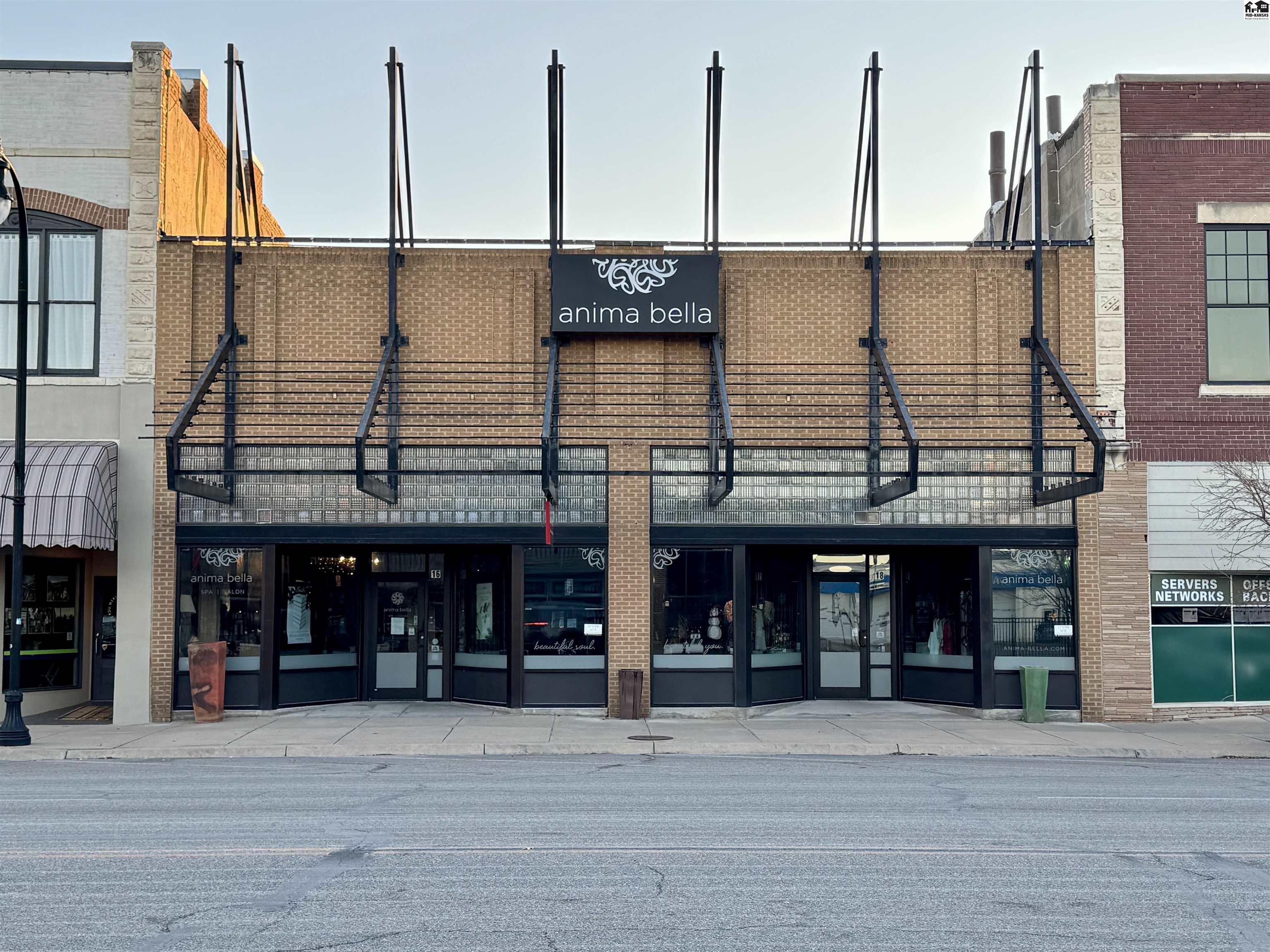 16 S Main Street Hutchinson KS 67501